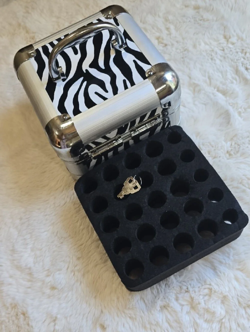 Zebra Print Locking Essential Oil Case with Black Velvet Interior